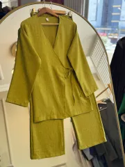 Elif Yandan Bağcıklı Keten Takım