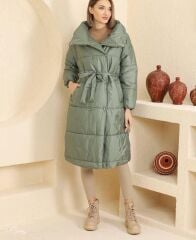 Soft Yeşil Kuşaklı Uzun Şişme Mont